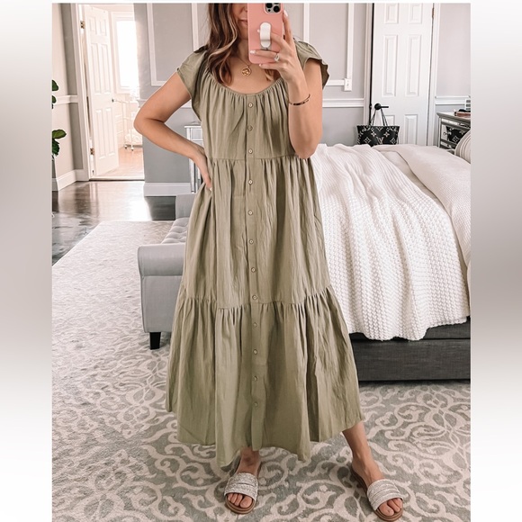 Wishlist Dresses & Skirts - Wishlist Sage Green Cotton Button Front Midi Dress M
